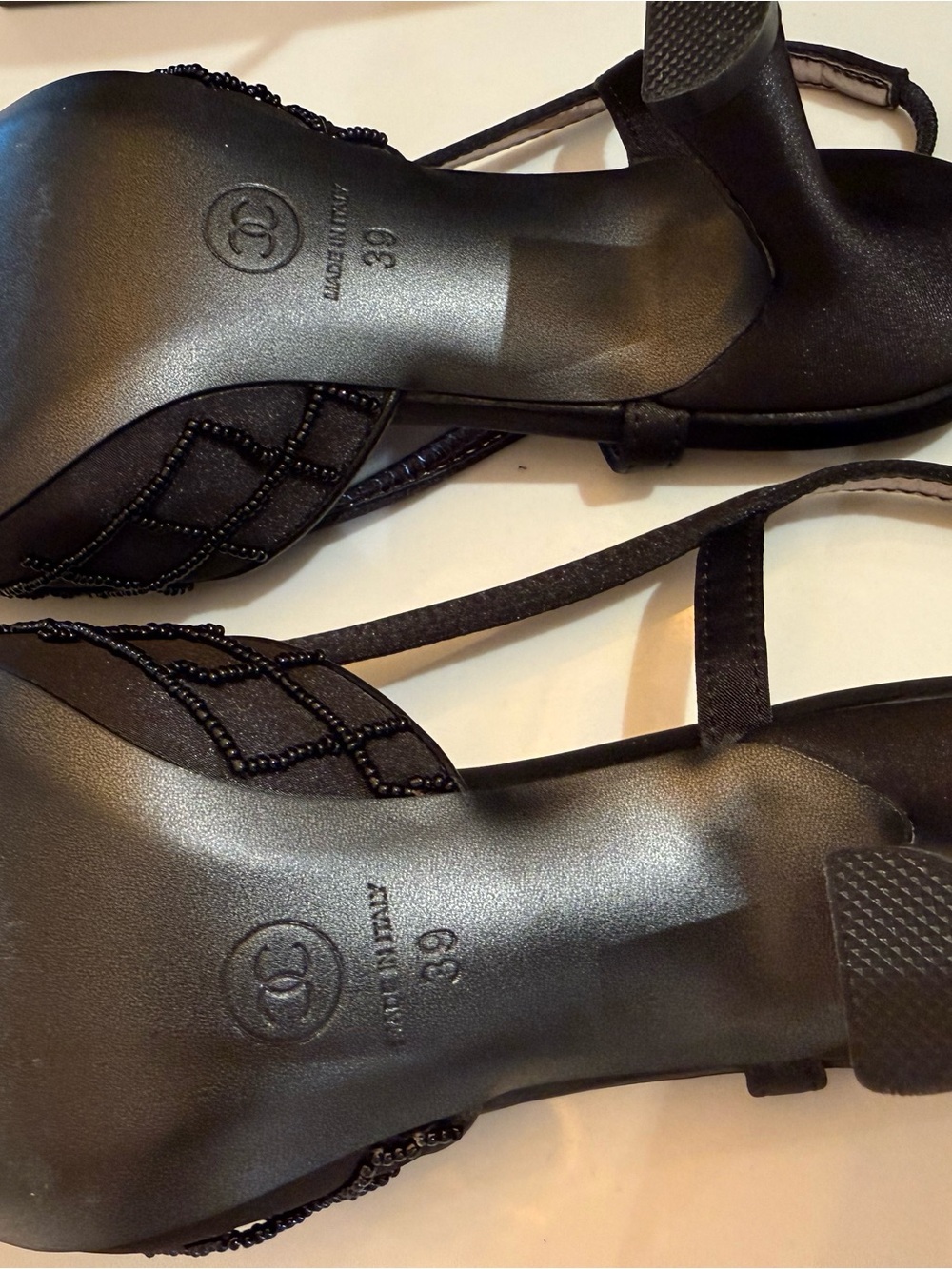 Gently Worn CHANEL Black Beaded Slingback Pointed-Toe Pumps. Vintage! - Picture 8 of 16